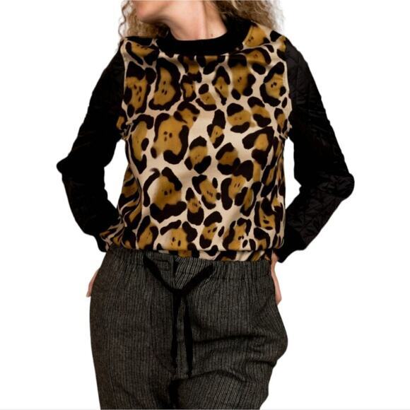Tela Jackets & Blazers - TELA Lieve Multi Leopard Print Pullover‎ Quilted Jacket Size Medium